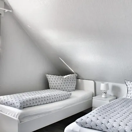 Nordsee Anker Unsere Moderne 87 Qm Mit Zwei Schlafzimmer In Ortsteil Ostermarsch דירה נורדן